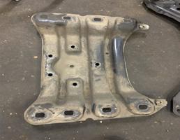 Кронштейн опоры двигателя для Mercedes-Benz W221 S-Klasse S221 2009-2013 рестайлинг  запчасти бу