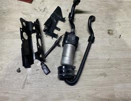 Топливный насос для Skoda Superb 2008-2015  запчасти бу