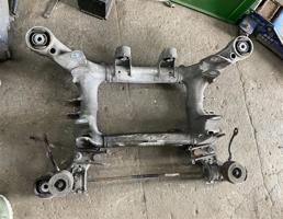 подрамник задний для BMW 5-серия F10/F11 2009>  запчасти бу