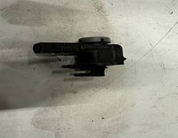 Клапан вакуумный для Volkswagen Touareg 7L 2002-2006  запчасти бу