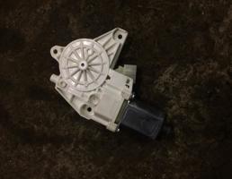 Мотор стеклоподъемника для Mercedes-Benz W166 X166 GL 2012-2016  запчасти бу