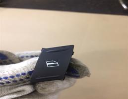 Кнопка стеклоподъемника для Skoda Octavia (A5 1Z-) 2004-2009  запчасти бу