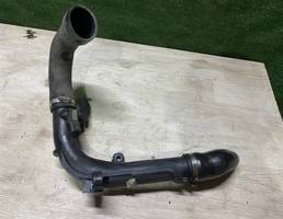 Патрубок интеркулера для Volkswagen Golf VI 2009-2012  запчасти бу