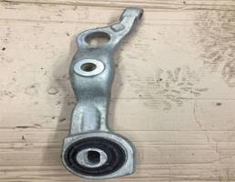 Рычаг передний нижний правый для Mercedes-Benz SL V R230 (2008-2011 рестайлинг)  запчасти бу