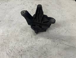 Опора КПП для Audi A4 (B8) 2007-2012  запчасти бу