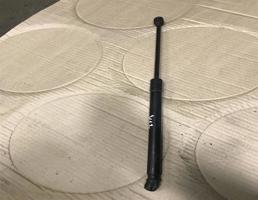 Амортизатор капота для Audi Q7 (4L)  2005 - 2009  запчасти бу