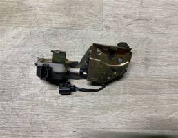 замок стекла крышки багажника для Volkswagen Touareg 7L 2002-2006  запчасти бу