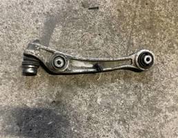 Рычаг передний нижний левый для Audi A4 (B8) 2007-2012  запчасти бу