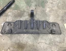 Защита антигравийная для Volkswagen Passat (B7) 2011-2015  запчасти бу