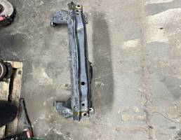 Усилитель переднего бампера для Volkswagen Touareg 7L 2007-2010  запчасти бу