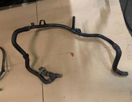 Патрубок системы охлаждения  для Skoda Octavia (A7) 2013-2017  запчасти бу