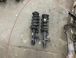 Стойки в сборе к-т для Volkswagen Passat CC 2012-2017 рестайлинг  запчасти бу