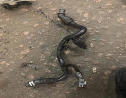 Патрубок системы охлаждения  для Volkswagen Touareg 7L 2007-2010  запчасти бу