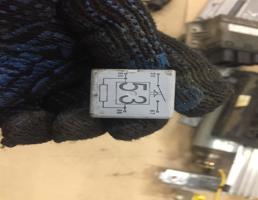 Реле 53 для Volkswagen Transporter T5 2003-2009  запчасти бу