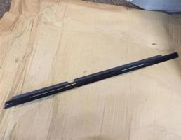 Молдинг стекла двери задней правой для Mercedes-Benz W292 C292 GLE Coupe 2015-2019  запчасти бу