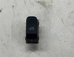 Кнопка открывания багажника для Audi A5/S5 Coupe (8T) 2007-2011  запчасти бу