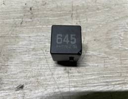 Реле 645 для Volkswagen Golf VI 2009-2012  запчасти бу