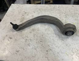 Рычаг передний нижний правый для Audi A5/S5 Coupe (8T) 2007-2011  запчасти бу