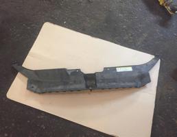 Кожух замка капота для Audi Q5 (8R) 2009-2012  запчасти бу