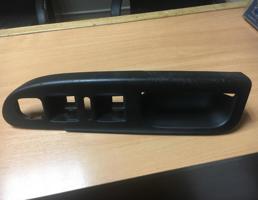 Накладка для Volkswagen Passat (B6) 2005-2010  запчасти бу