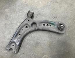 Рычаг передний нижний левый для Skoda Octavia (A7) 2013-2017  запчасти бу