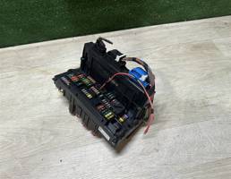 Блок предохранителей для BMW 5-серия F10/F11 2009>  запчасти бу