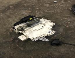 Замок двери задней правой для Audi A6 (C6 4F) 2005-2008  запчасти бу