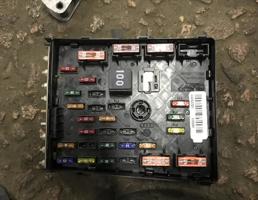 Блок предохранителей для Volkswagen Passat CC 2008-2012  запчасти бу