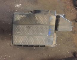 Корпус воздушного фильтра для Land Rover Range Rover Sport L320 2005-  запчасти бу