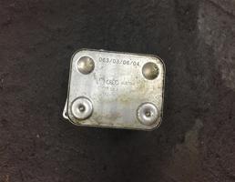 Радиатор масляный для Volkswagen Touareg 7L 2002-2006  запчасти бу