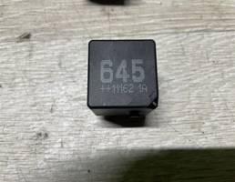 Реле 645 для Volkswagen Golf VI 2009-2012  запчасти бу