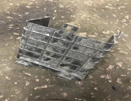 Кожух АКБ для Volkswagen Passat (B6) 2005-2010  запчасти бу