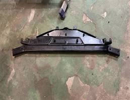 Кронштейн передней панели для BMW 5-серия F10/F11 2009>  запчасти бу