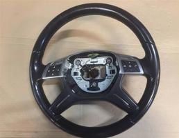 Руль для Mercedes-Benz W204 C-classe 2011-2015 рестайлинг  запчасти бу