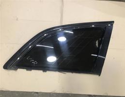 стекло заднее правое глухое для Audi Q7 (4L)  2005 - 2009  запчасти бу